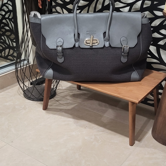 Fairchild Baldwin Charcoal and Gray Travel Bag - Picture 3 of 7